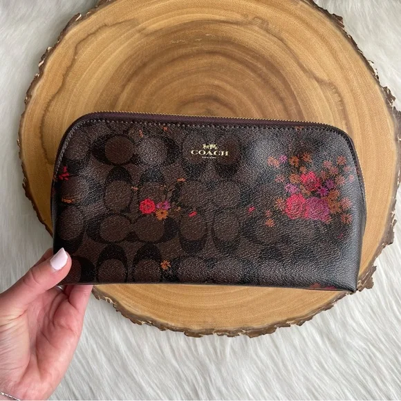 LIKE NEW Coach floral cosmetic bag - Picture 11 of 11